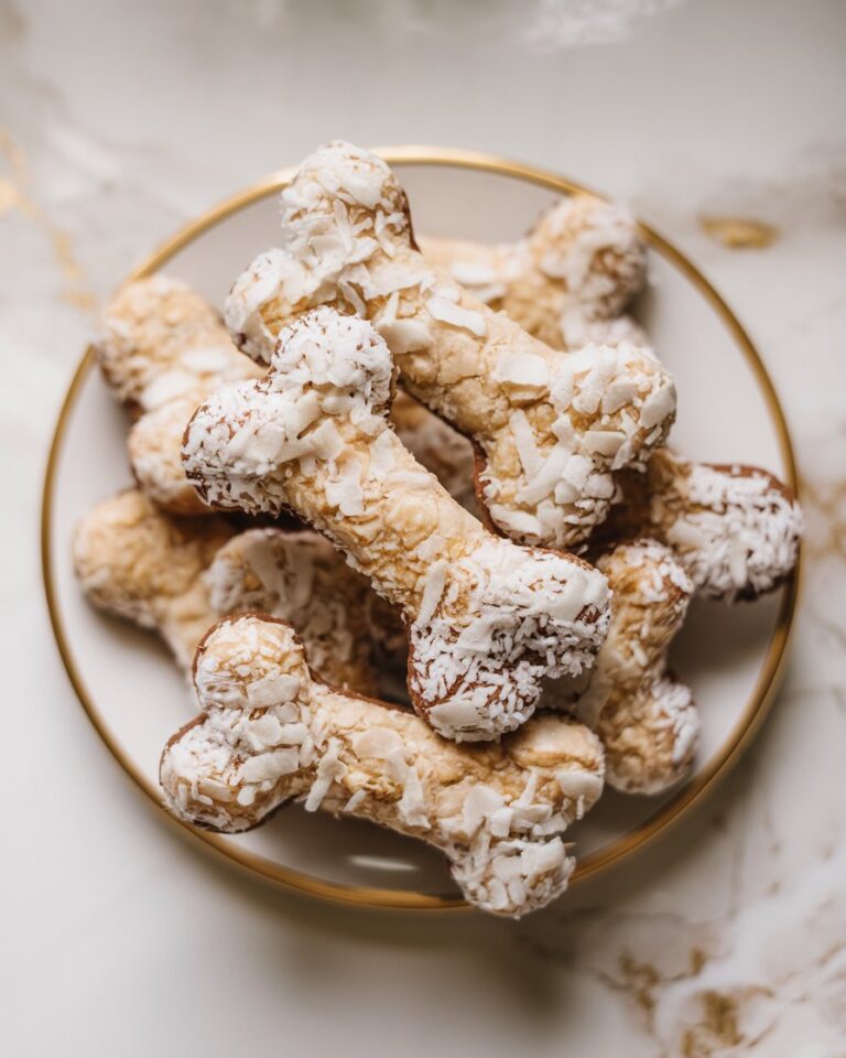 No-Bake Banana, Carob & Coconut Bites